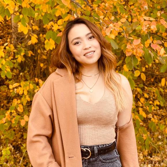 Profile Picture of Girlie grace Calinawan (@gcalinawan) on Poshmark