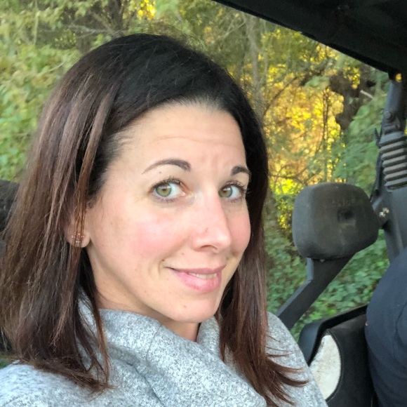 Sarah Sossamon - Poshmark Profile Picture of Sarah Sossamon (@brennan2013) on Poshmark