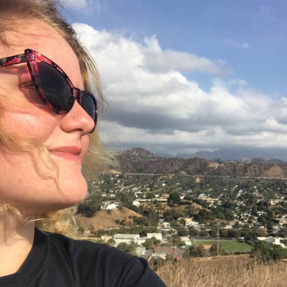 Profile Picture of Julia Schafer (@captainmycat) on Poshmark