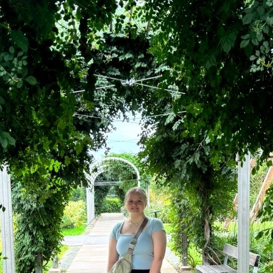 Profile Picture of Ⓣⓗⓔⓐ (@thea.larson_13) on Tiktok