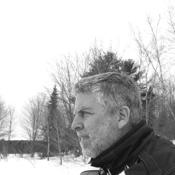 Profile Picture of Robert Cloutier (@robertclouti192) on Poshmark