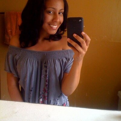 Profile Picture of Amanda Portes (@shoegame_crazy) on Twitter