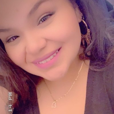 Profile Picture of Kimberly Aguilar (@Kayy_brrz) on Twitter