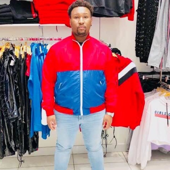 Profile Picture of Brian Taylor (@brian_t1) on Poshmark