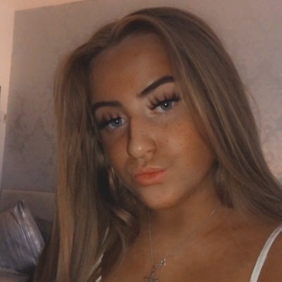 Profile Picture of Lucia Hughes (@LuciaHu66866098) on Twitter