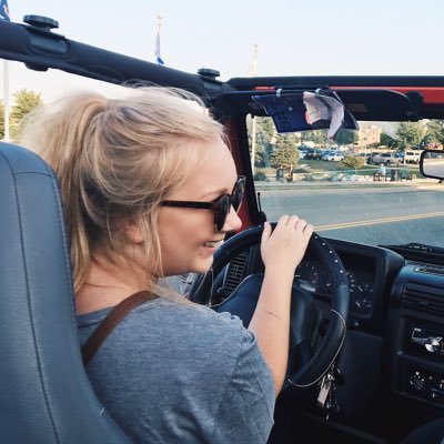 Profile Picture of Sydney Riggs (@_sriggs) on Twitter