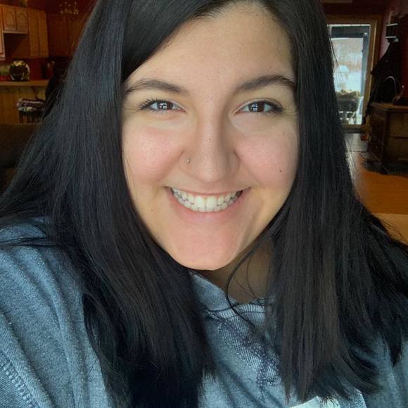 Profile Picture of Destiny Cronkrite (@dcronkrite) on Poshmark