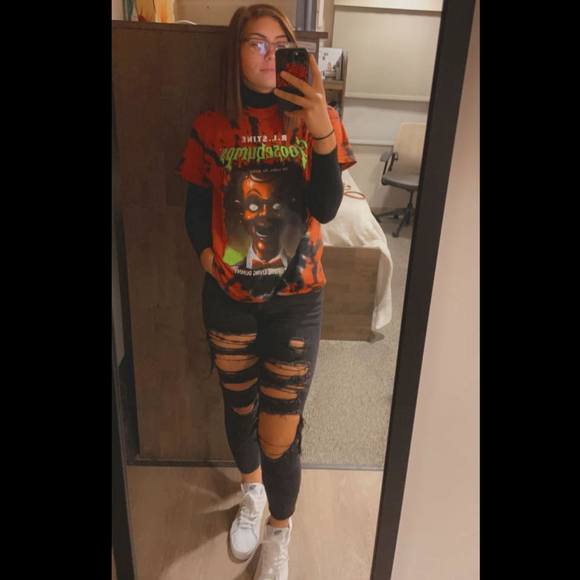 Profile Picture of Lauren Zaluski (@zaluski5) on Poshmark