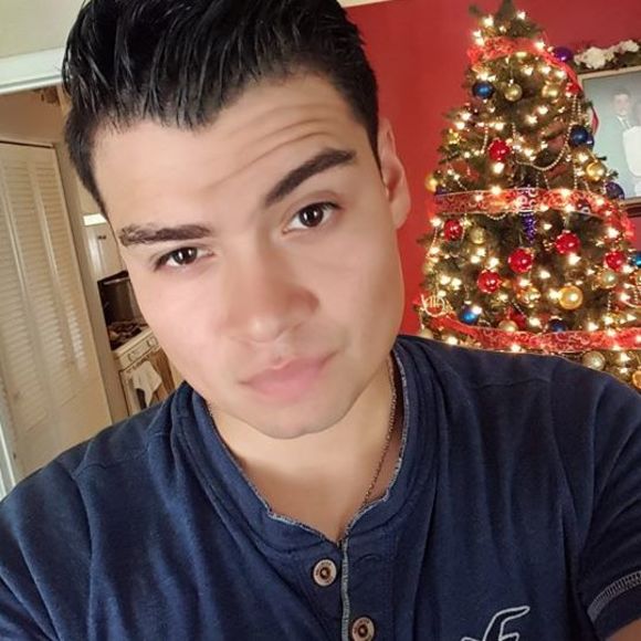 Profile Picture of Ronald Gutierrez (@ronaldg123) on Poshmark