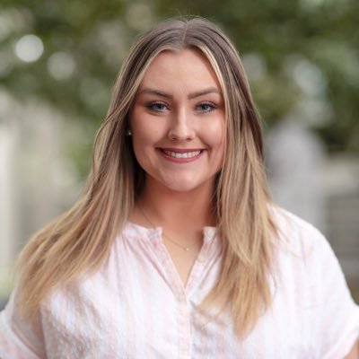 Profile Picture of Shawna Dyer (@spitfire_dyer) on Twitter