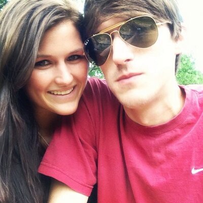 Profile Picture of Mary Lindsey Magee (@MaryLindsey20) on Twitter