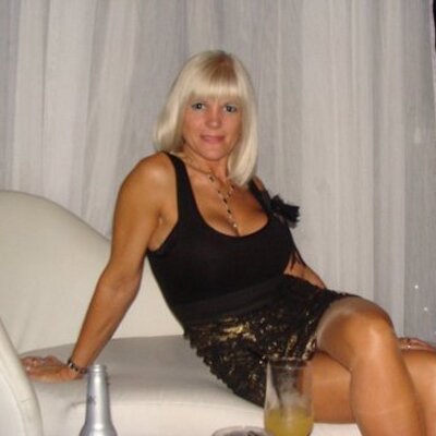 Profile Picture of Nikki Jayne Brian (@NikkiJayneBrian) on Twitter
