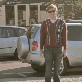 Profile Picture of John Castle (@castle19_john) on Twitter