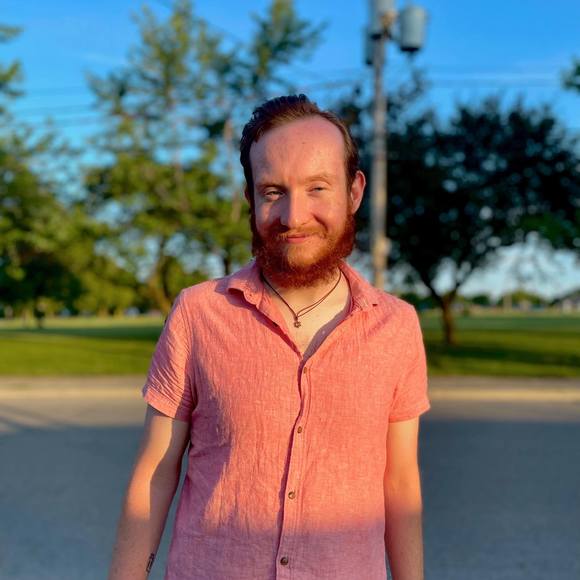 Profile Picture of Garrett Ryan (@garrettryan946) on Poshmark