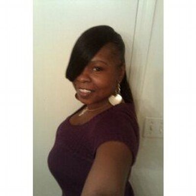 Profile Picture of Cheryl Burr (@Babie34Girl) on Twitter