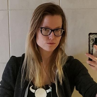 Profile Picture of Melanie Bernard (@NoellBernard) on Twitter
