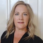 Profile Picture of Robin Robison (@thefeatheredarch) on Instagram
