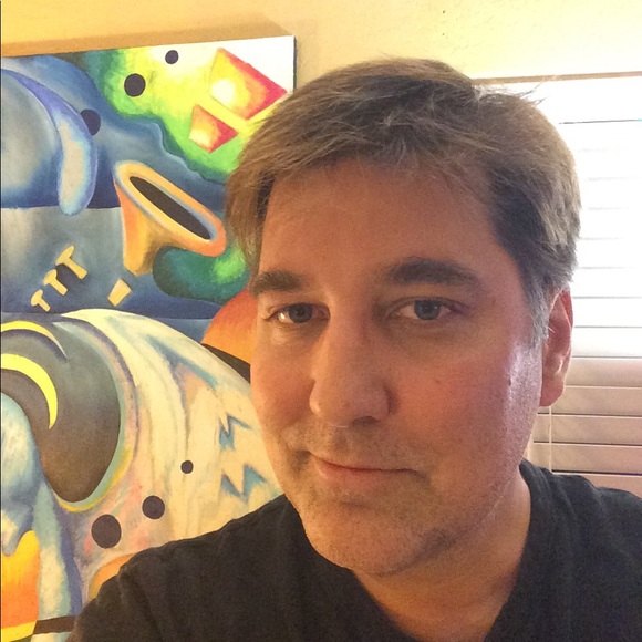 Profile Picture of Steven Gardner (@steven_gardner) on Poshmark