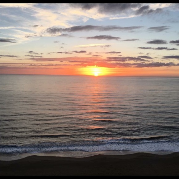 Profile Picture of Alexa Christoffer (@christoffer9) on Poshmark