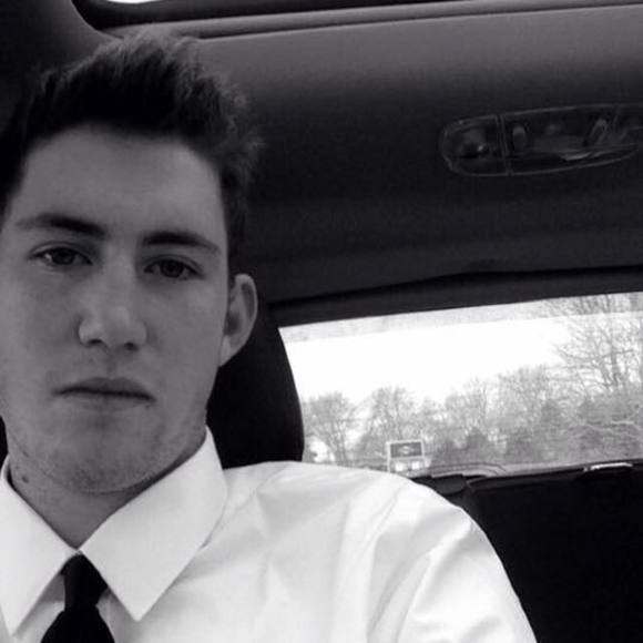 Profile Picture of Jordan Eriksen (@jkeriksen000) on Poshmark