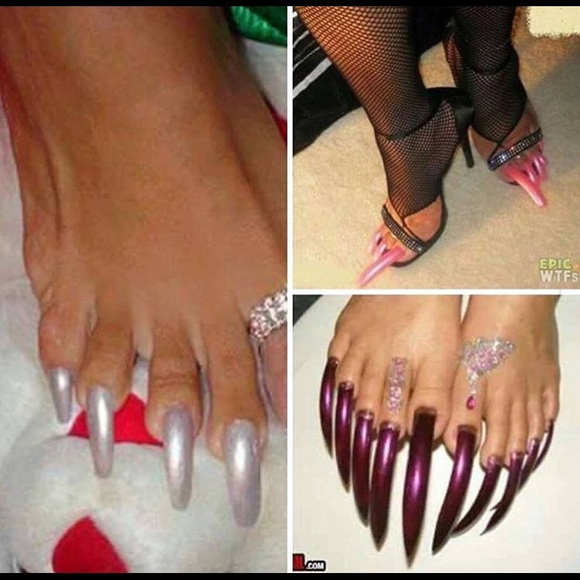 Profile Picture of Shreddy Pillowz (@shreddyp) on Poshmark