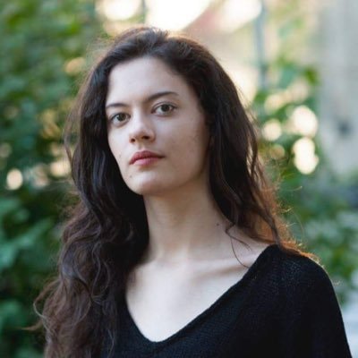 Profile Picture of Molly Perling (@m_perling) on Twitter