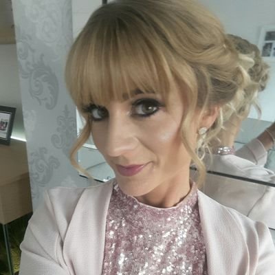 Profile Picture of Jodie (@jluxton1987) on Twitter