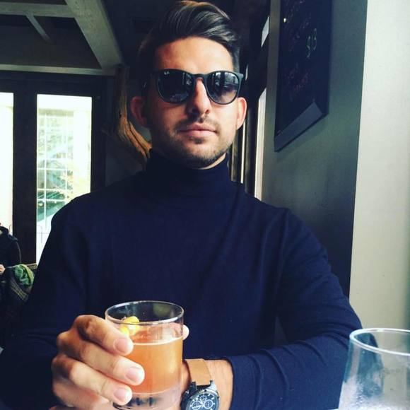 Profile Picture of Kevin Hanson (@kevinhanson3771) on Poshmark