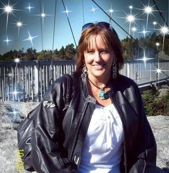 Profile Picture of Dawn Mcguire (@dawnmcguire) on Poshmark