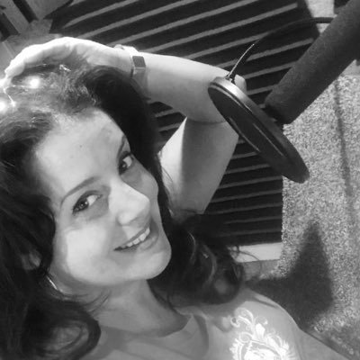 Profile Picture of  ♥ Yeni Alvarez  ♥ (@yenialvarez) on Twitter
