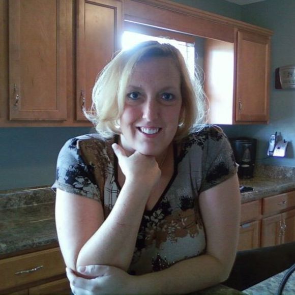 Profile Picture of Joanna Pyles (@joannapyles) on Poshmark