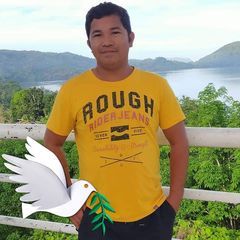 Profile Picture of andrewpaculba (@andrewpaculba) on Tiktok