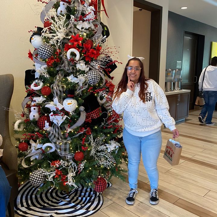 Profile Picture of Luz Razo (@luzrazo15) on Tiktok