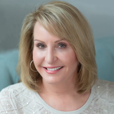 Profile Picture of Donna Moore (@DonnaMo87964067) on Twitter