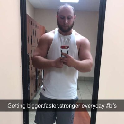 Profile Picture of Jordan Kyle Pinion (@jpinion40) on Twitter