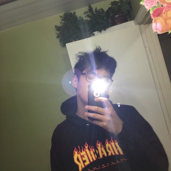 Profile Picture of Edwin Ojeda (@edwin254) on Poshmark