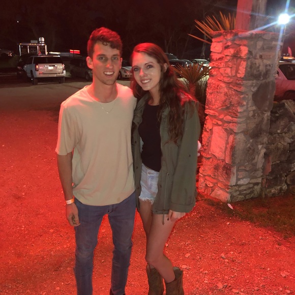 Profile Picture of Cameron Bates (@batescd) on Poshmark