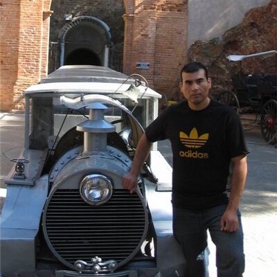 Profile Picture of Robert Addy (@rnriz) on Twitter