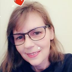 Profile Picture of annette (@annette.val) on Tiktok
