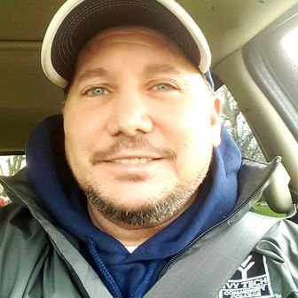 Profile Picture of Richard Merrill (@Rockenrich77) on Twitter