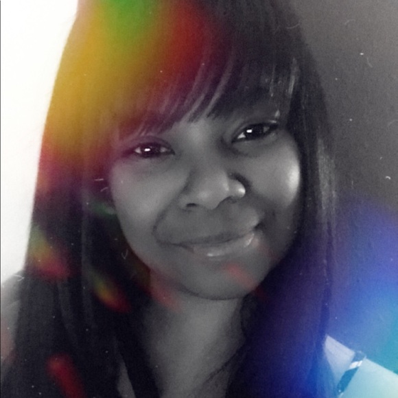 Profile Picture of Crystal Orr (@crystalmorr82) on Poshmark