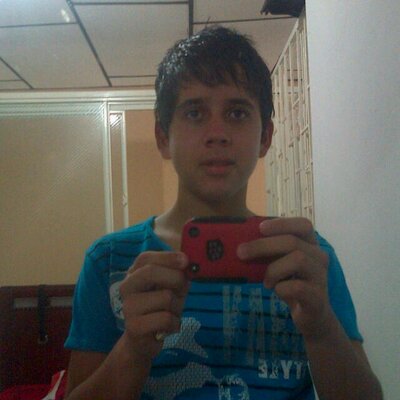 Profile Picture of Alejandro Arevalo (@alejoserrano10) on Twitter