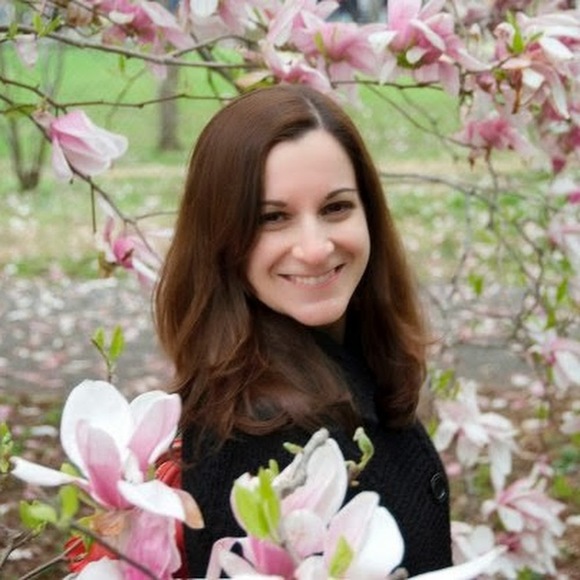 Profile Picture of Margarita Cossuto (@mcossuto) on Poshmark