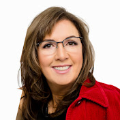 Profile Picture of Building A Reader With Jennifer Burns (@buildingareader) on Youtube