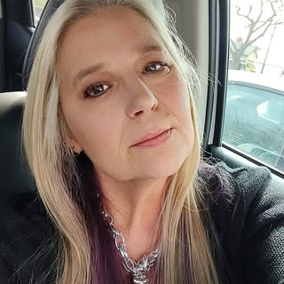 Profile Picture of Donna Keating (@donnakeating1966) on Instagram