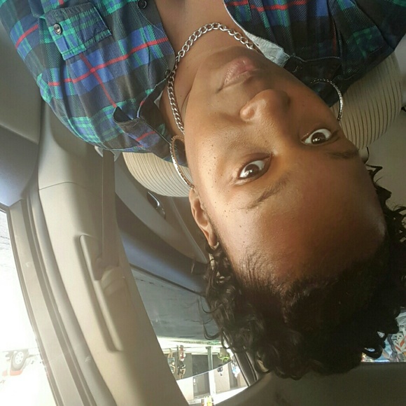 Profile Picture of Roberta Spencer (@germany23) on Poshmark