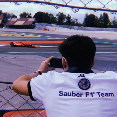 Profile Picture of Coches Que Dan Vueltas Y Nos Emociona (@actlzf1) on Twitter