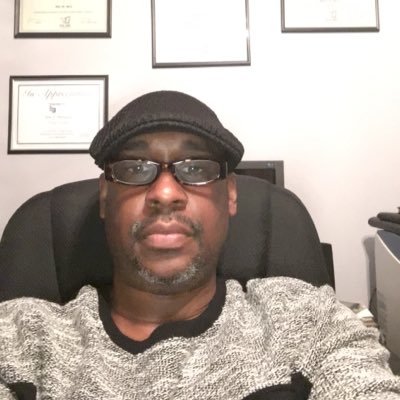 Profile Picture of Kim Brumfield (@brumfik2) on Twitter