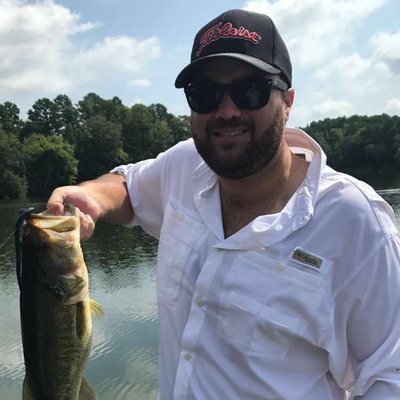 Profile Picture of Trent Walker (@TrimHunter62) on Twitter