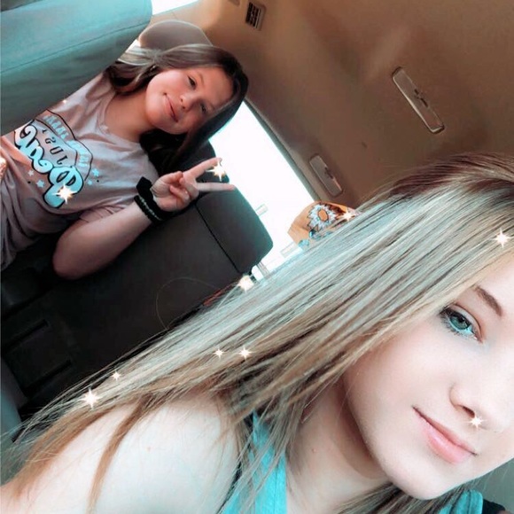 Profile Picture of Katelyn Mcclain (@katelyn_jm4) on Poshmark